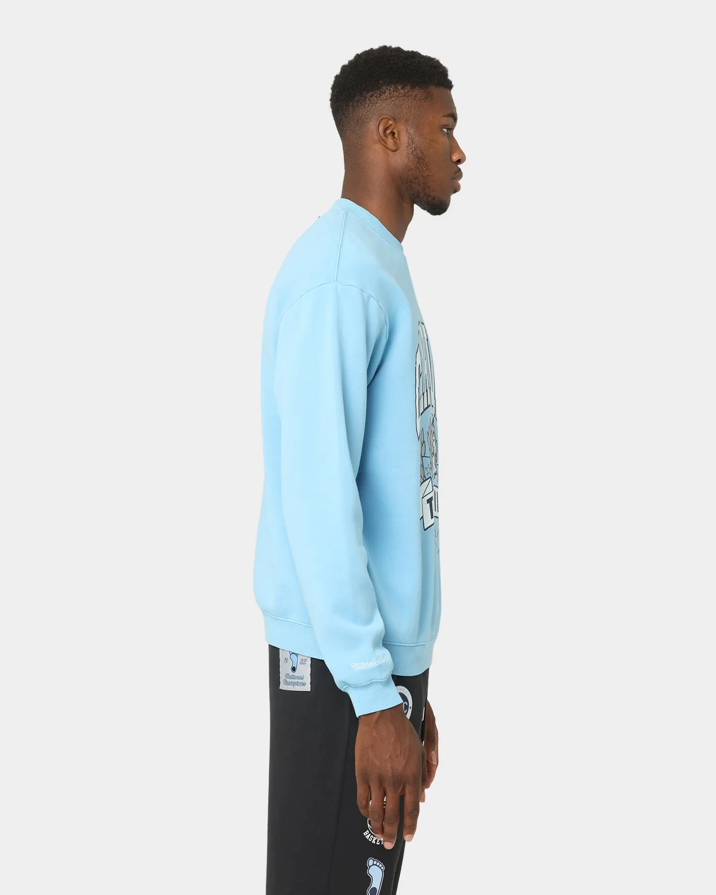 Mitchell & Ness North Carolina Vintage Crewneck Faded Blue