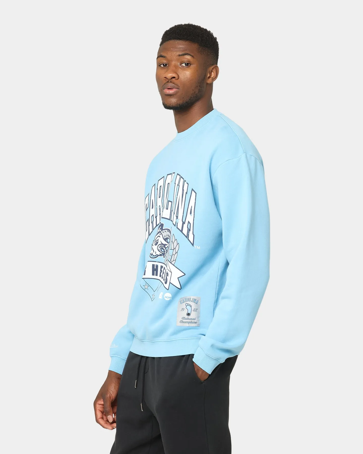 Mitchell & Ness North Carolina Vintage Crewneck Faded Blue