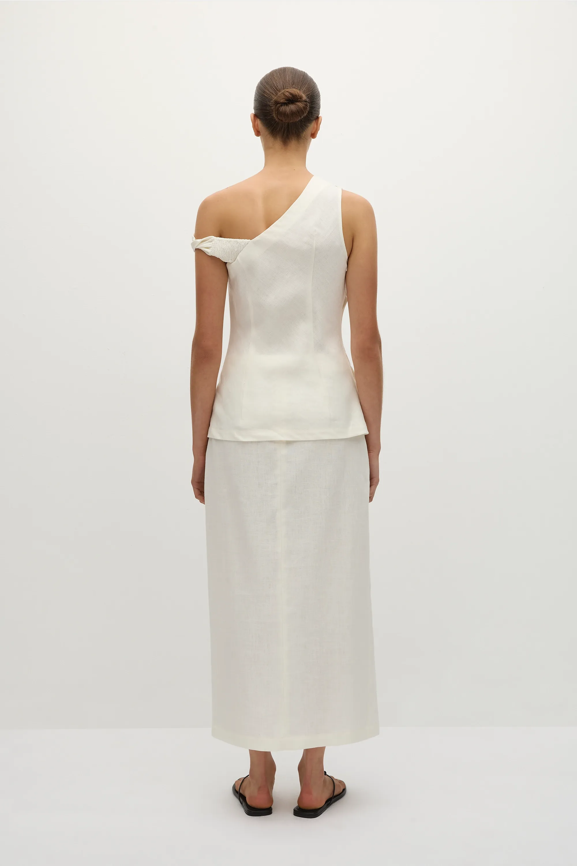 Suis Skirt White