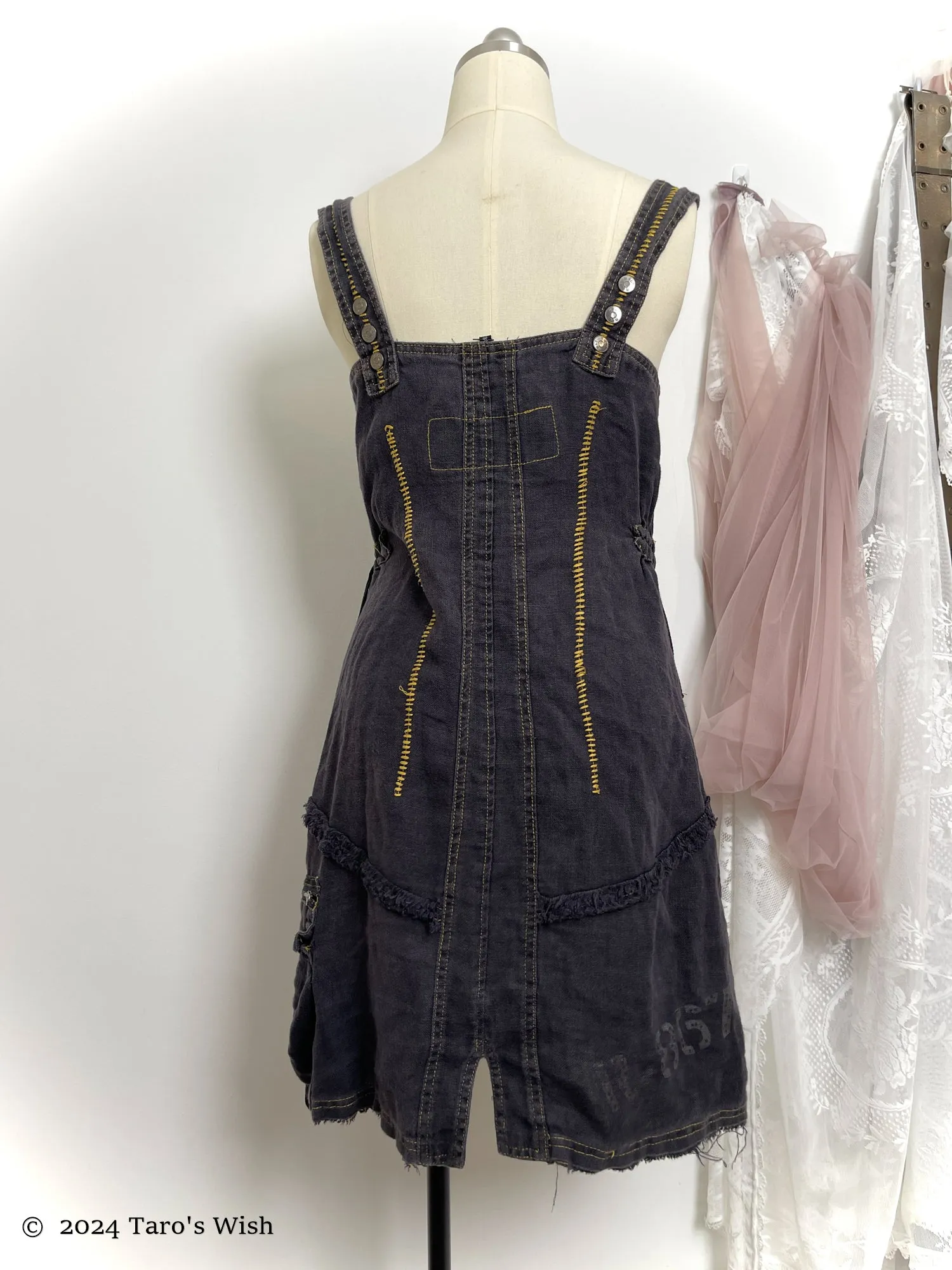   utility ruched zip up dress