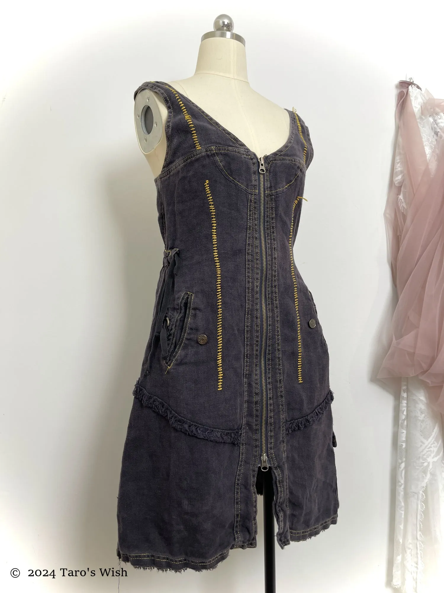   utility ruched zip up dress