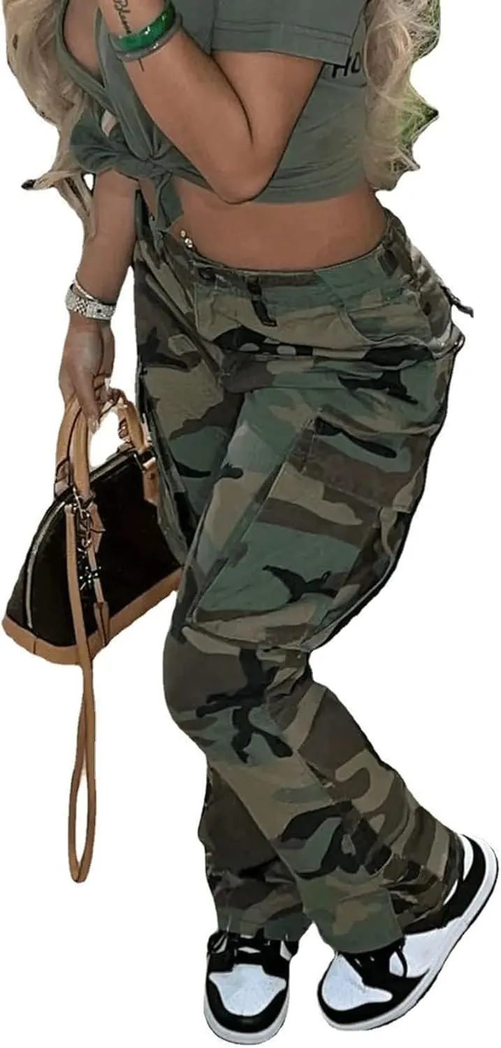 Vakkest Women's Oversized Camo Cargo Pants Jogger Trousers Workout Sweatpants Camouflage Army Fatigue with Pockets