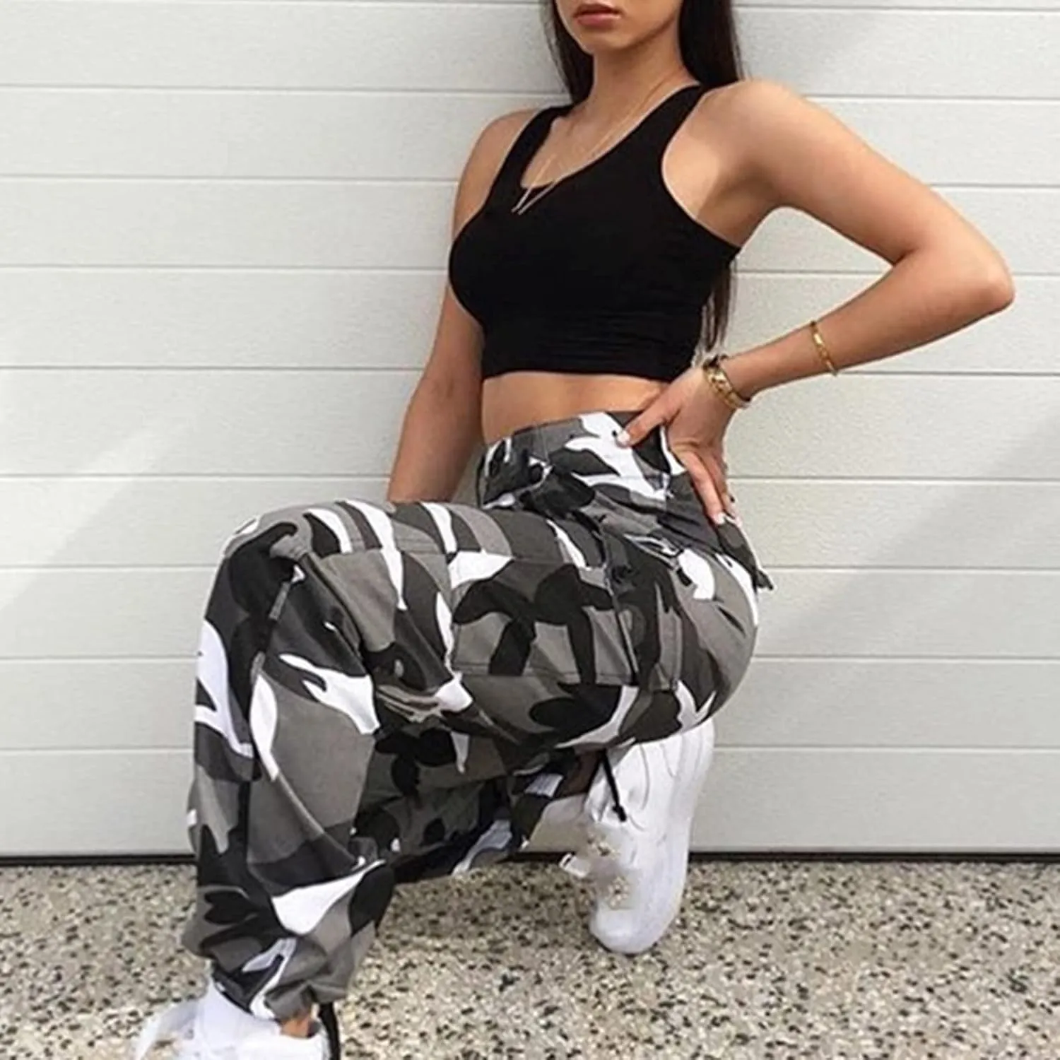 Women's Camo Pants Cargo Trousers High Waist Casual Camouflage Tactical Pants Loose Fit Jogger Pants with Pocket